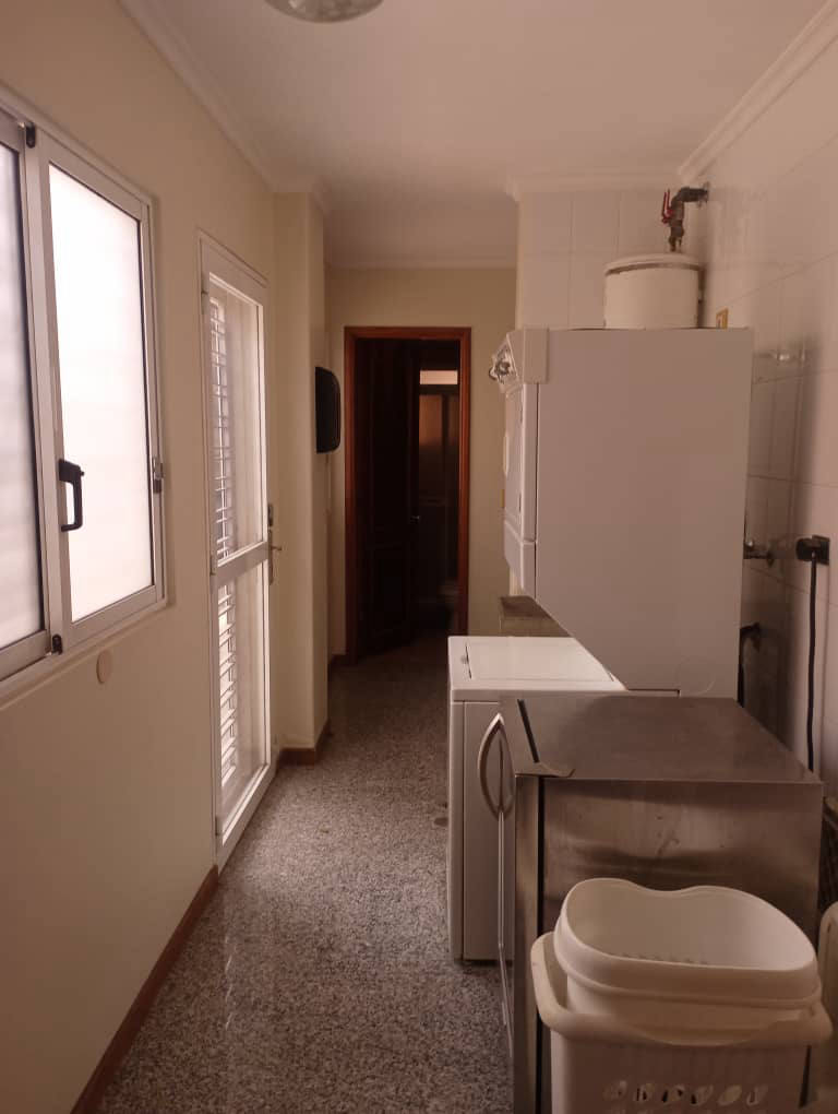 Будинок, 4306 м², 360 000$ — FAKTOR